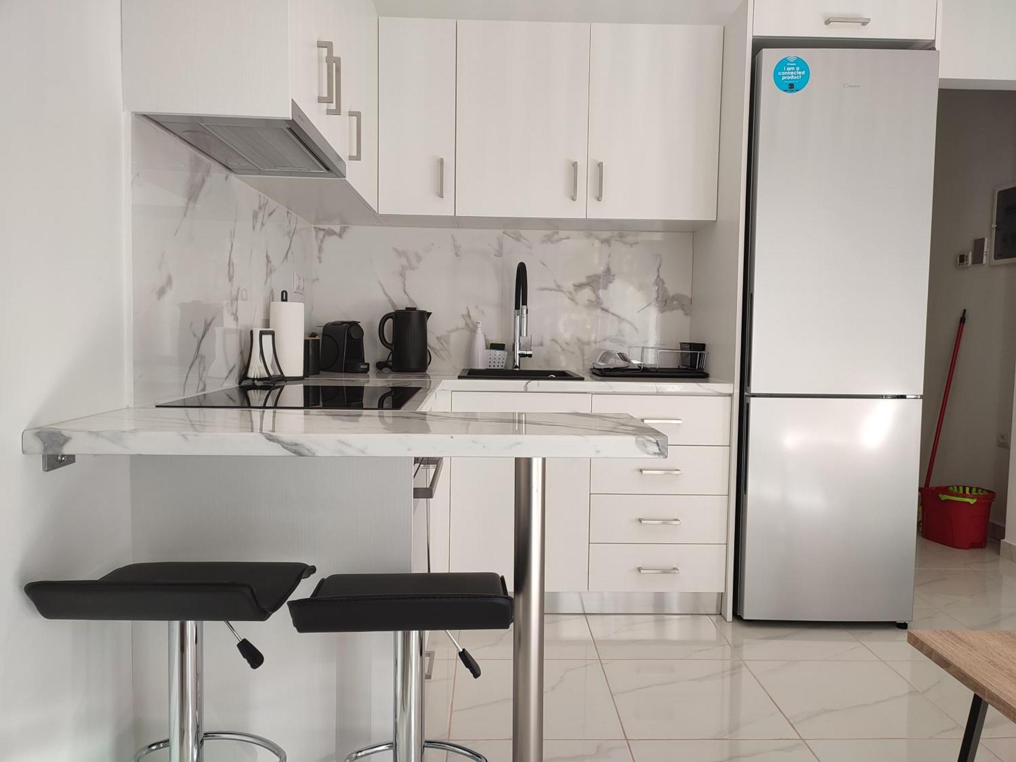 Elegant & Modern Apartment Near To Athens Riviera El Pireo Exterior foto